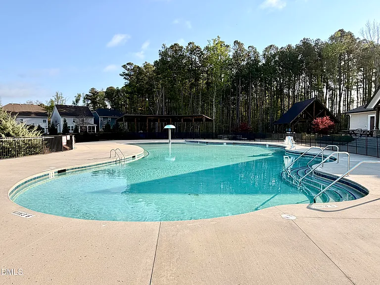 721 Vine Pond Ct — Photo 53