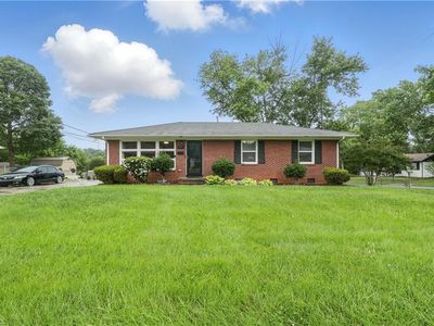 2320 Atlanta St, Greensboro, NC, 27406