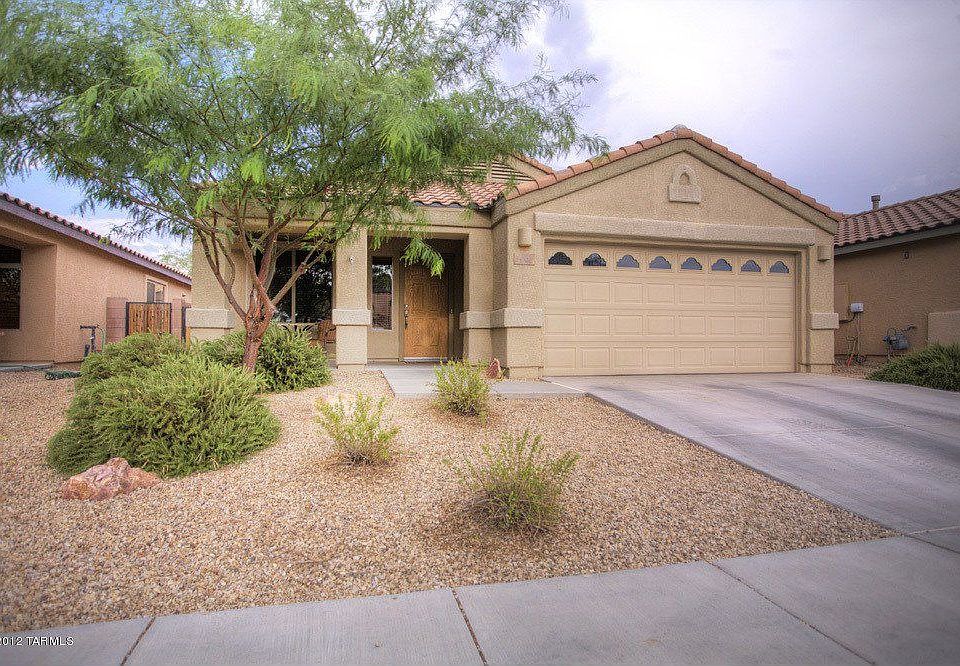 1st image of 376 N Rustlers Canyon Dr