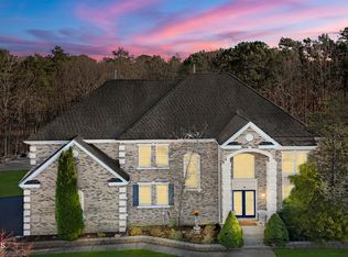 2 Woods Edge Drive, Jackson, NJ 08527