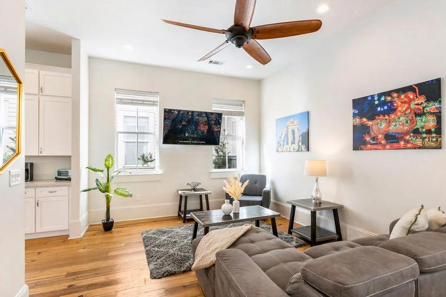 3 bed, 3.0 bath, 1496 sqft, $8,871 — Photo 1