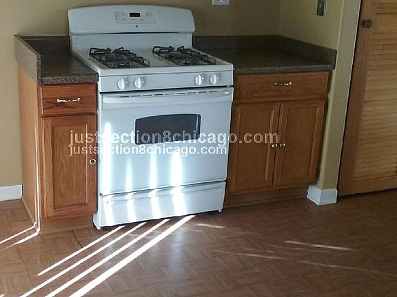 2nd image of 7702 S Saginaw Ave #2N