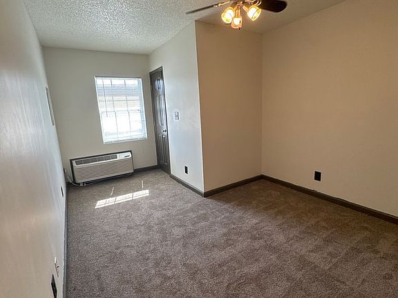 5th image of 1335 Lewis St