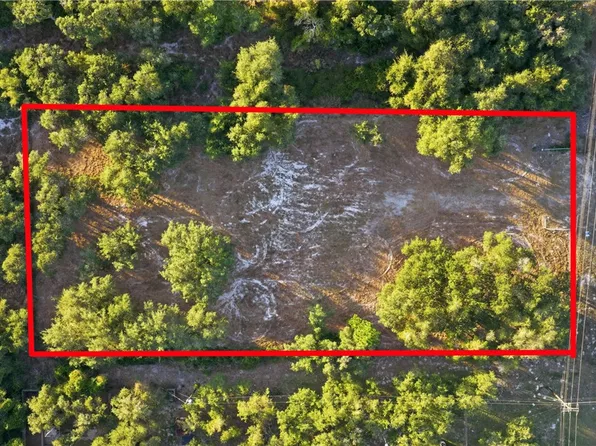 1315 W Deberry Ave, Aransas Pass, TX 78336