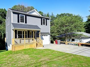 21 Neagle St, Naugatuck, CT 06770