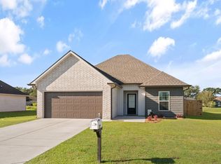 384 Colony Sta, Thibodaux, LA 70301