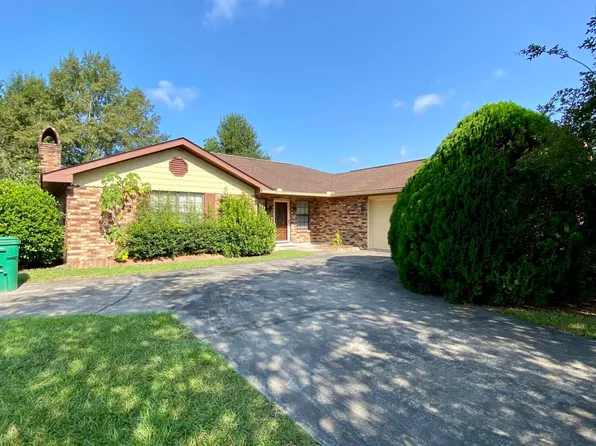3127 Carleen Ct, Picayune, MS 39466
