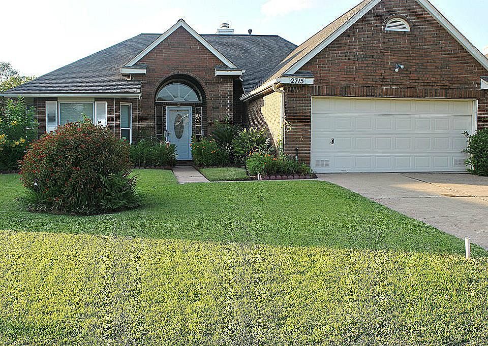 1st image of 2715 N Larkspur Cir