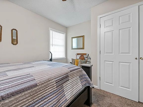 3rd image of 106 Bennett Dr