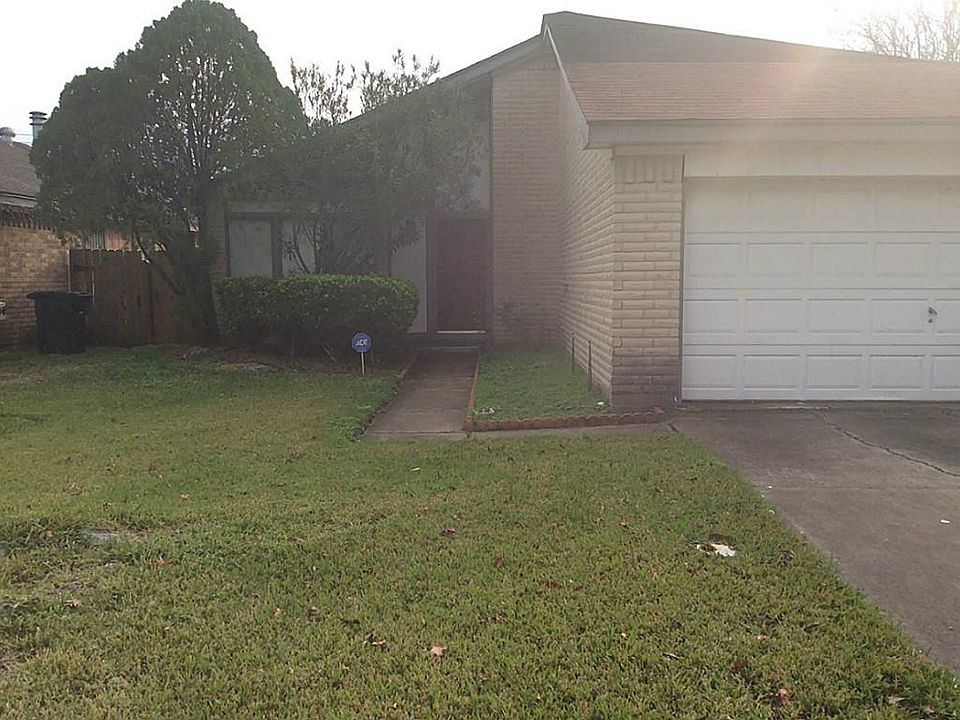 1st image of 12059 Huntington Park Dr #0