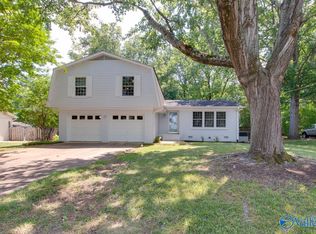 9612 Dortmund Dr SE, Huntsville, AL 35803