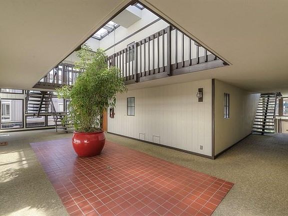 2nd image of 448 Laurel Ave