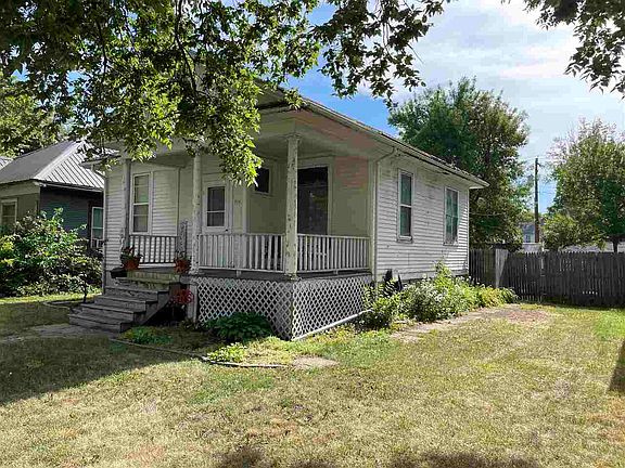 2nd image of 514 Broadway Ave