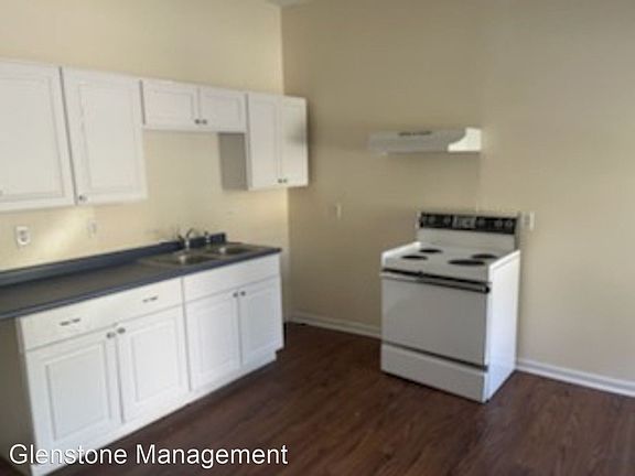 3rd image of 50-56 Hunters Ave #52-1