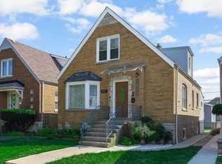 5917 W School St, Chicago, IL 60634