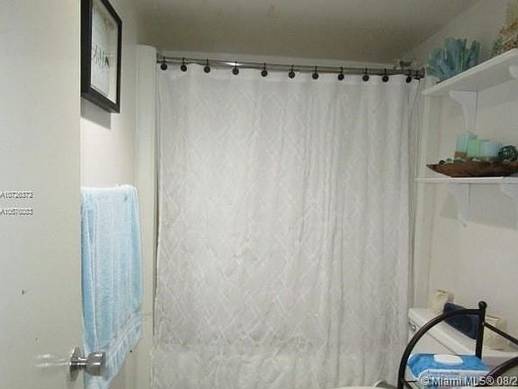 5th image of 14221 N Kendall Dr APT C105