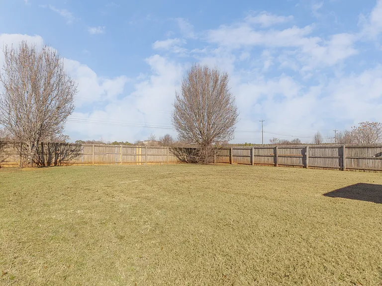208 Falkirk Dr — Photo 76