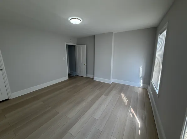 1114 Lancaster Ave, Wilmington, DE 19805