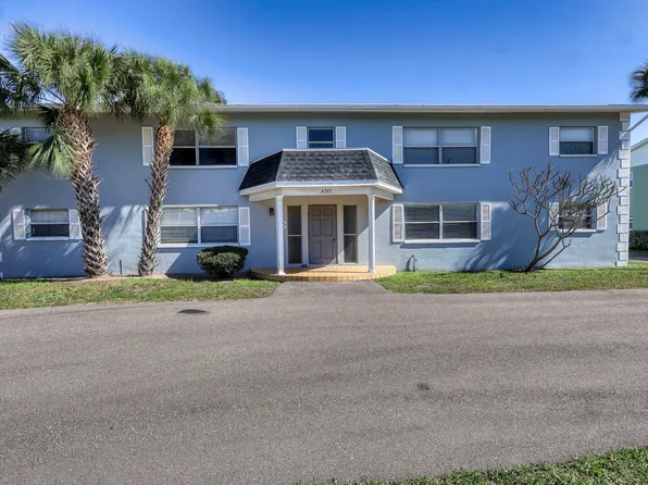 4545 Overlook Dr NE APT C, Saint Petersburg, FL 33703
