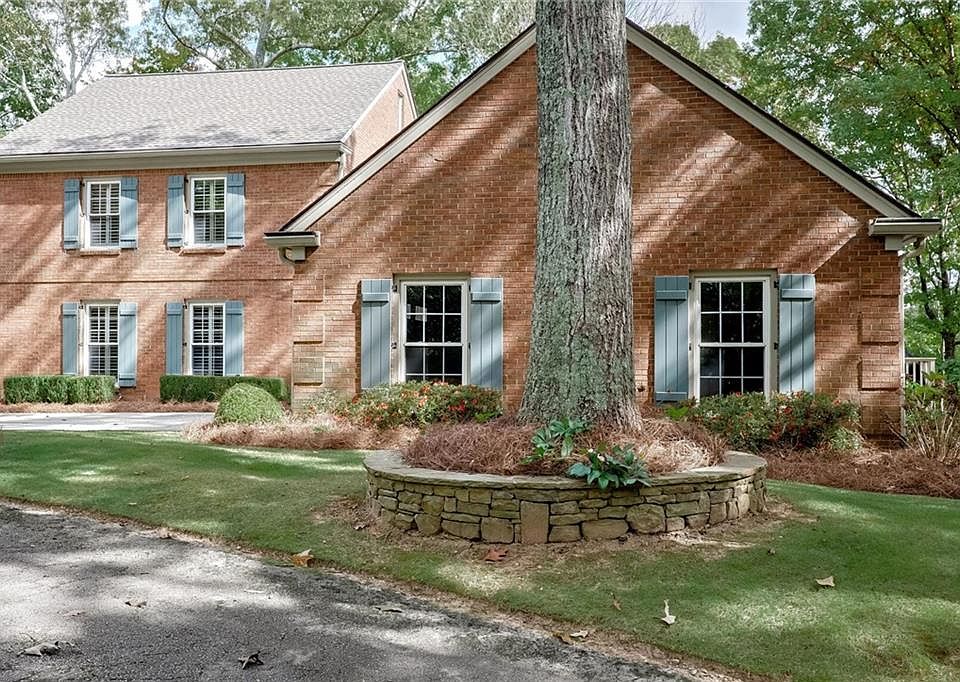 1st image of 8575 Steeple Chase Dr