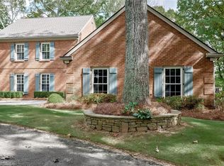 8575 Steeple Chase Dr, Roswell, GA 30076