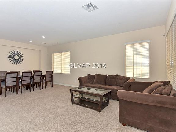 4th image of 1809 E Hammer Ln