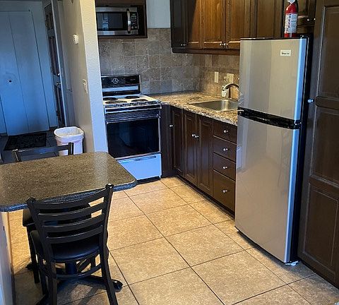 2nd image of 2625 N Valley View Rd Unit 344