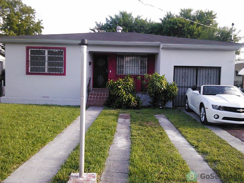 2nd image of 3066 NW 51st St