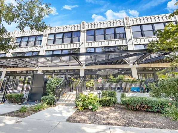 1000 W 15th St Unit 331, Chicago, IL 60608