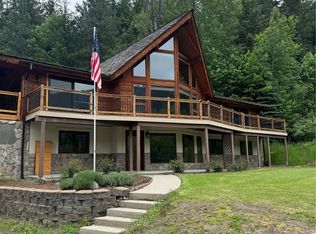 9587 E Leavenworth Rd, Leavenworth, WA 98826