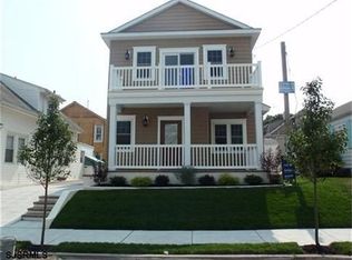 110 N Delavan Ave, Margate, NJ 08402