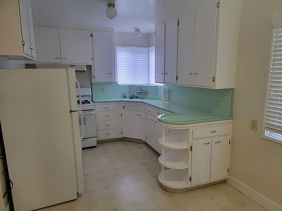 5th image of 1291 61st St
