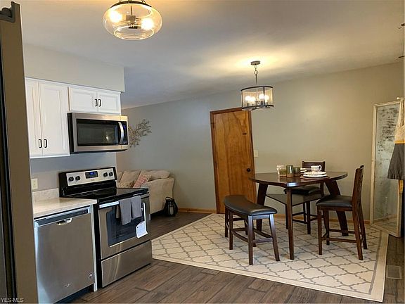 4th image of 1357 Birchview Dr
