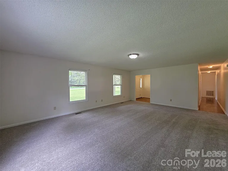 101 Vance Allen Ave — Photo 3