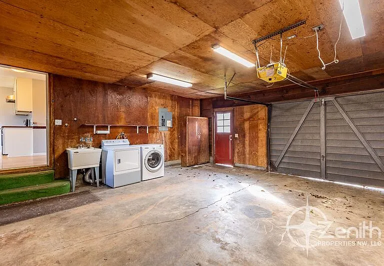 4508 NE 174th St — Photo 35