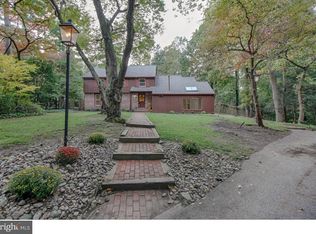 123 W Riding Rd, Cherry Hill, NJ 08003