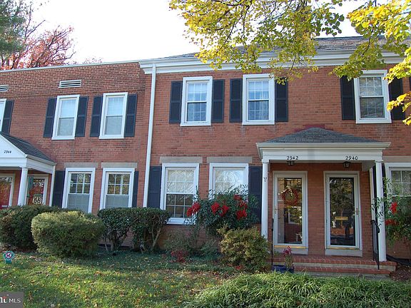 2nd image of 2942 S Dinwiddie St