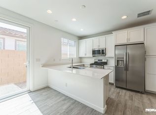 3314 E Ranchhand Dr #B, San Tan Valley, AZ 85140