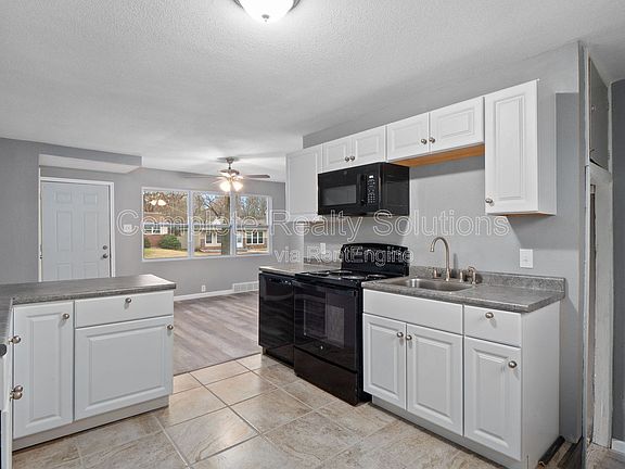 4th image of 50 Lynn Meadows Ln
