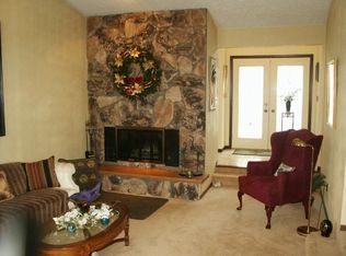 8408 51st Street Ct, Coal Valley, IL