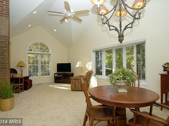 5th image of 5001 Birch Ln
