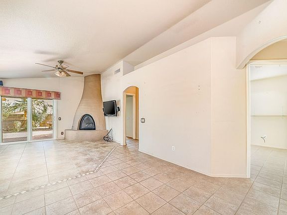 5th image of Pm307 W Bluffs Peak Ct #2589