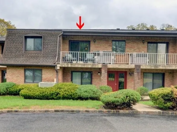 221 Ringwood Ave, Pompton Lakes, NJ 07442