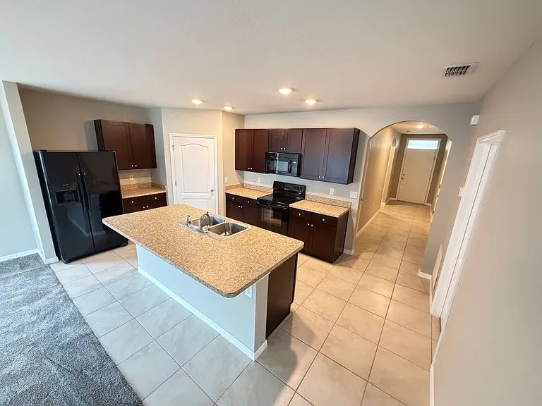 2915 Gibraltar Blvd — Photo 8