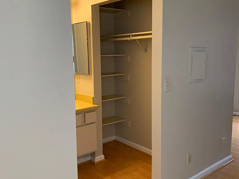 6944 Kester Ave #211 — Photo 8