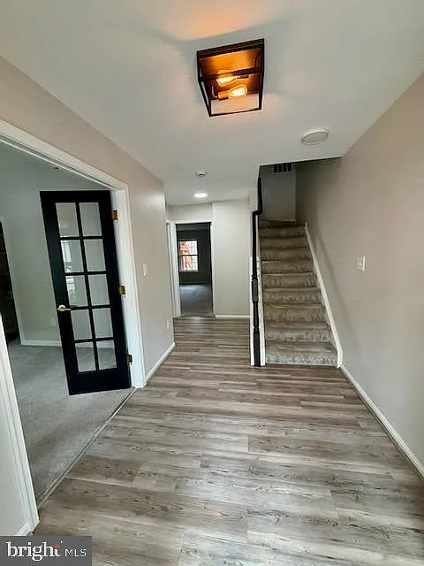 4 bed, 3.5 bath, 2080 sqft, $3,300 — Photo 2
