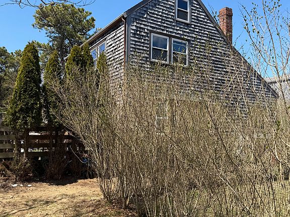 3rd image of 27 Macy Rd