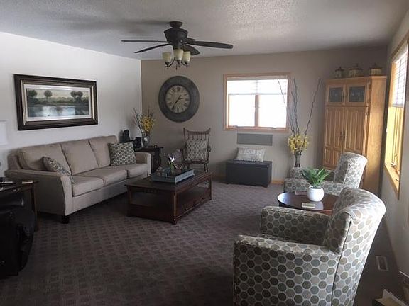 3rd image of 508 N Sunset Dr