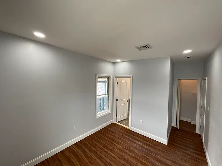 17 Pattison St #3 — Photo 12