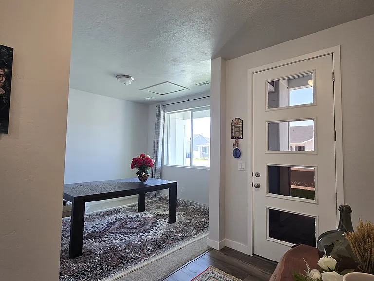 3299 S Claire Ave — Photo 3